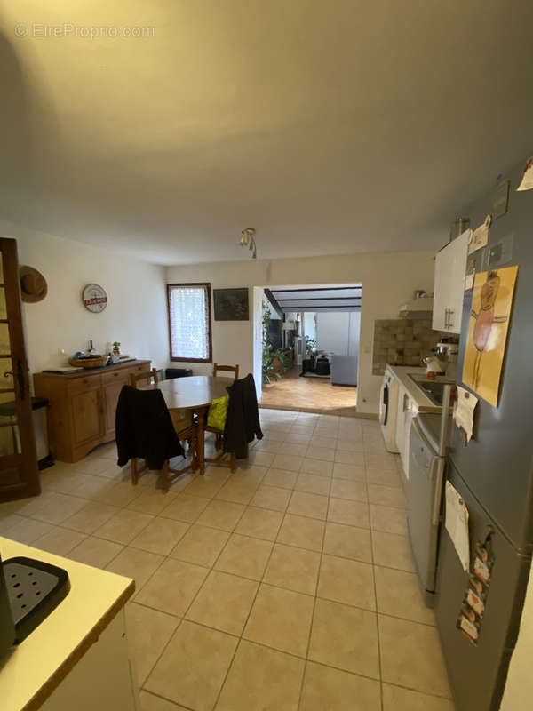 Appartement à CHATEAUNEUF-DE-GADAGNE