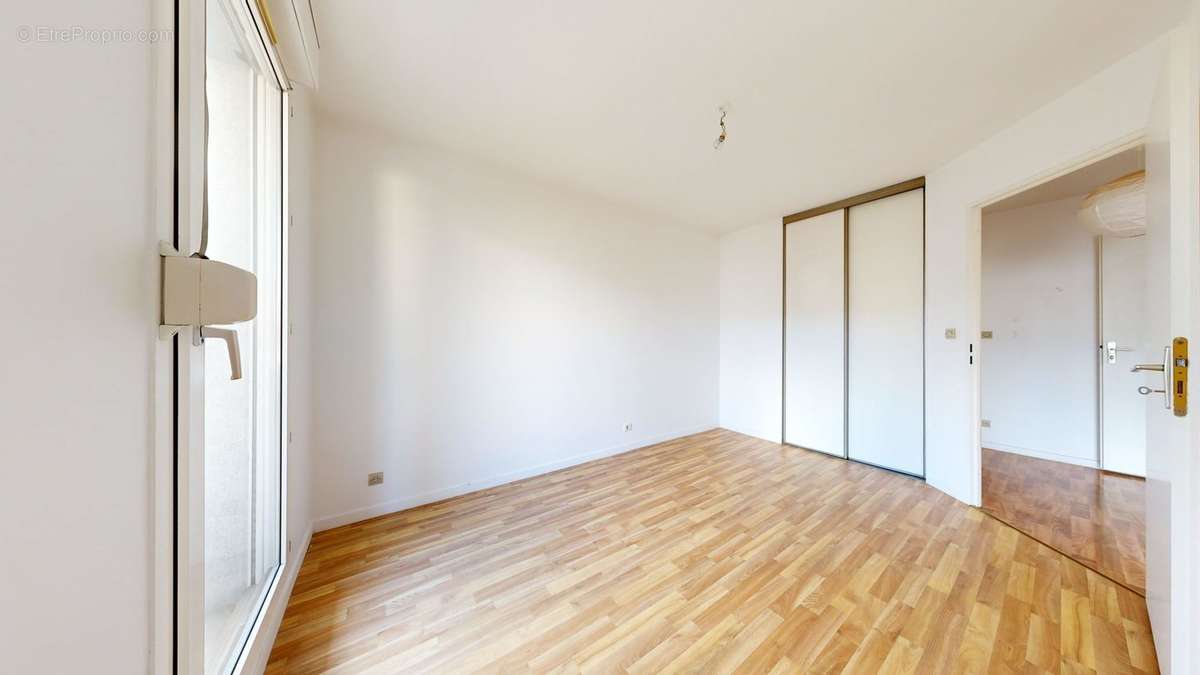 Appartement à LYON-8E