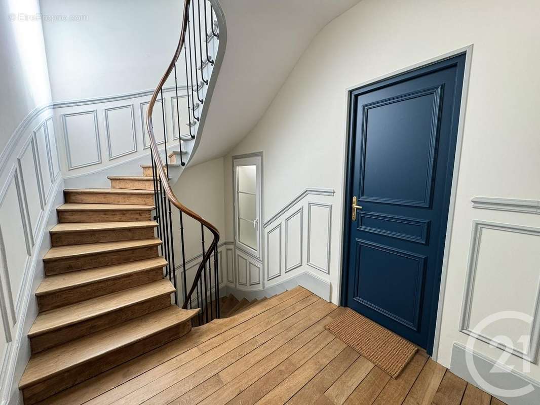 Appartement à FONTAINEBLEAU