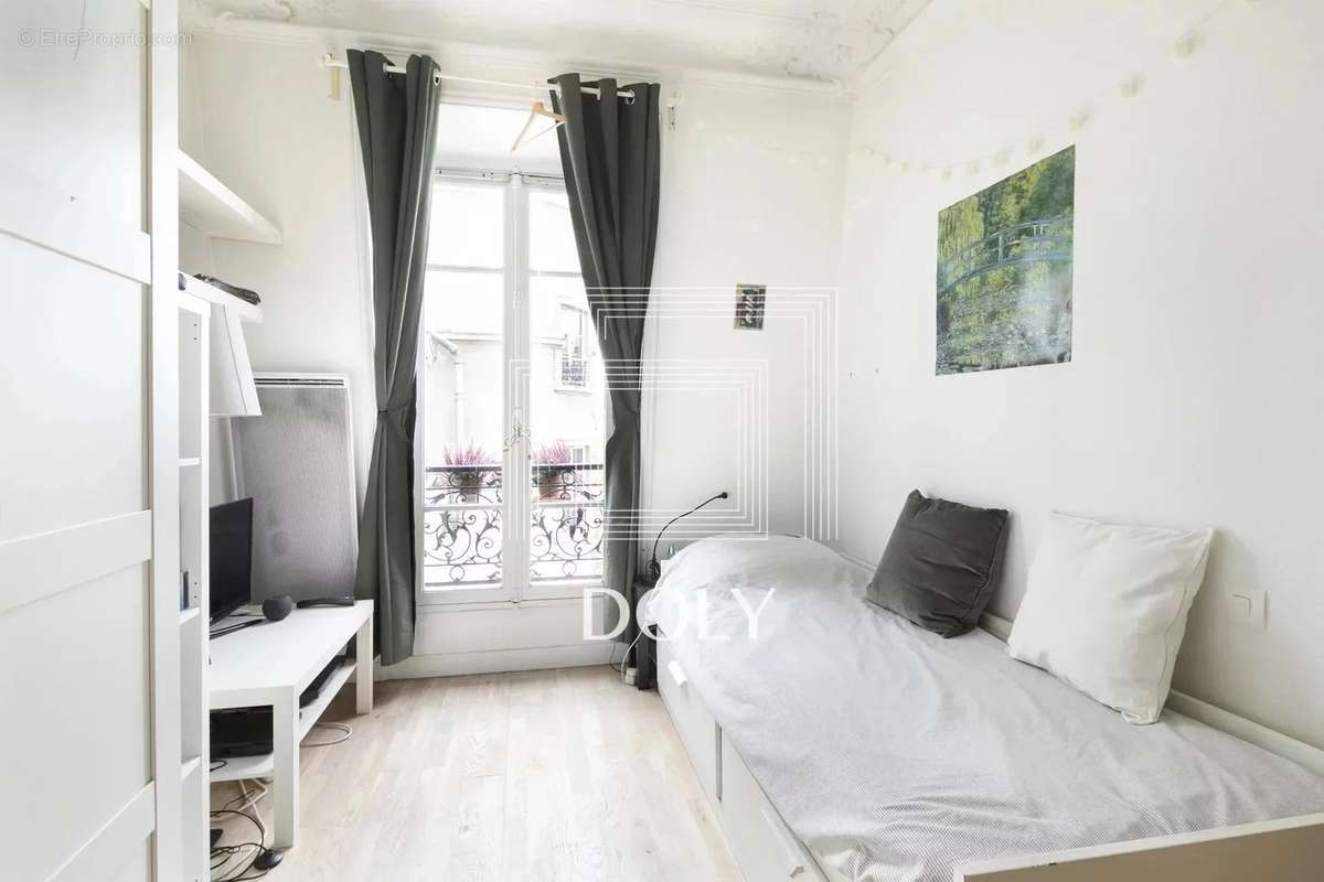 Appartement à PARIS-7E