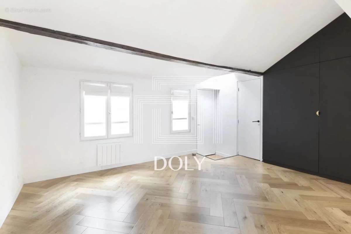 Appartement à PARIS-2E