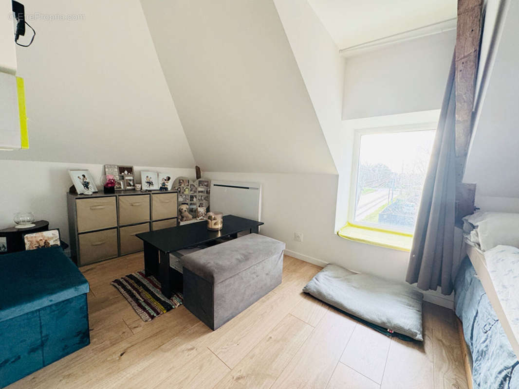 Appartement à GRANDCHAMPS-DES-FONTAINES