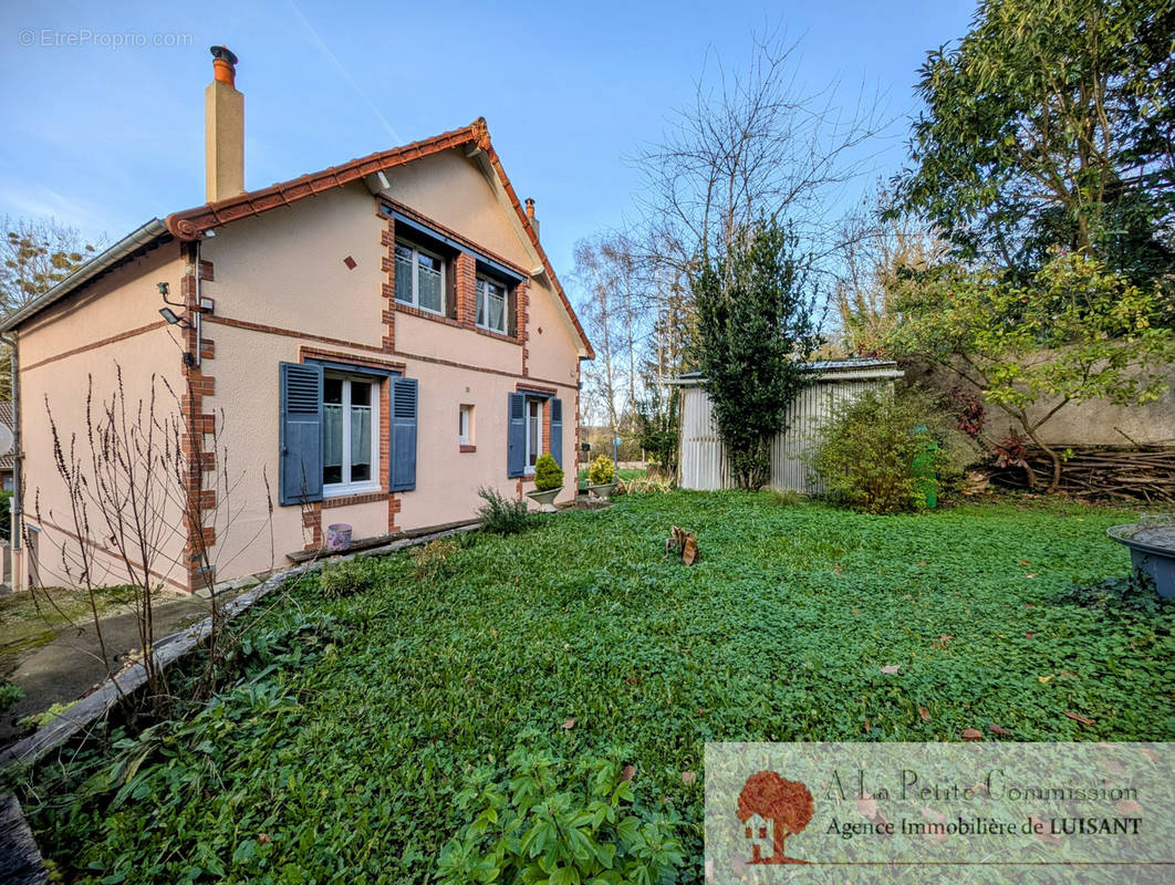 Maison à JOUY