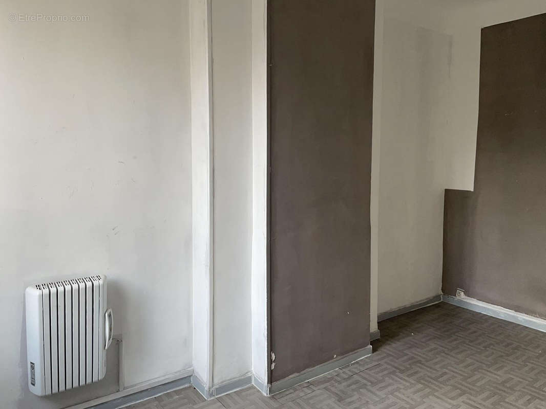 Appartement à MARSEILLE-2E