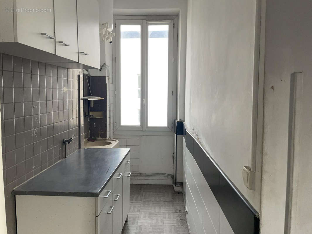 Appartement à MARSEILLE-2E