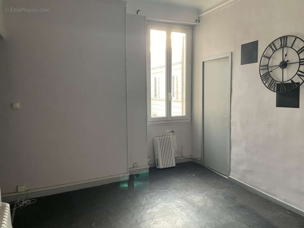 Appartement à MARSEILLE-2E