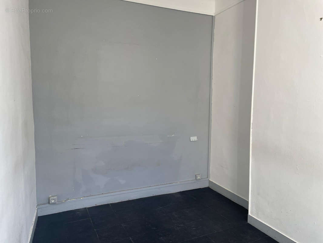 Appartement à MARSEILLE-2E