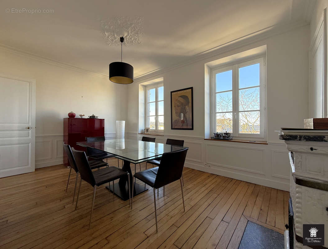 Appartement à VERSAILLES