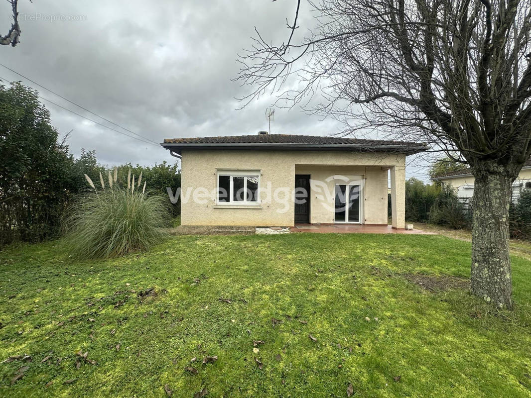 Maison à CORNEBARRIEU