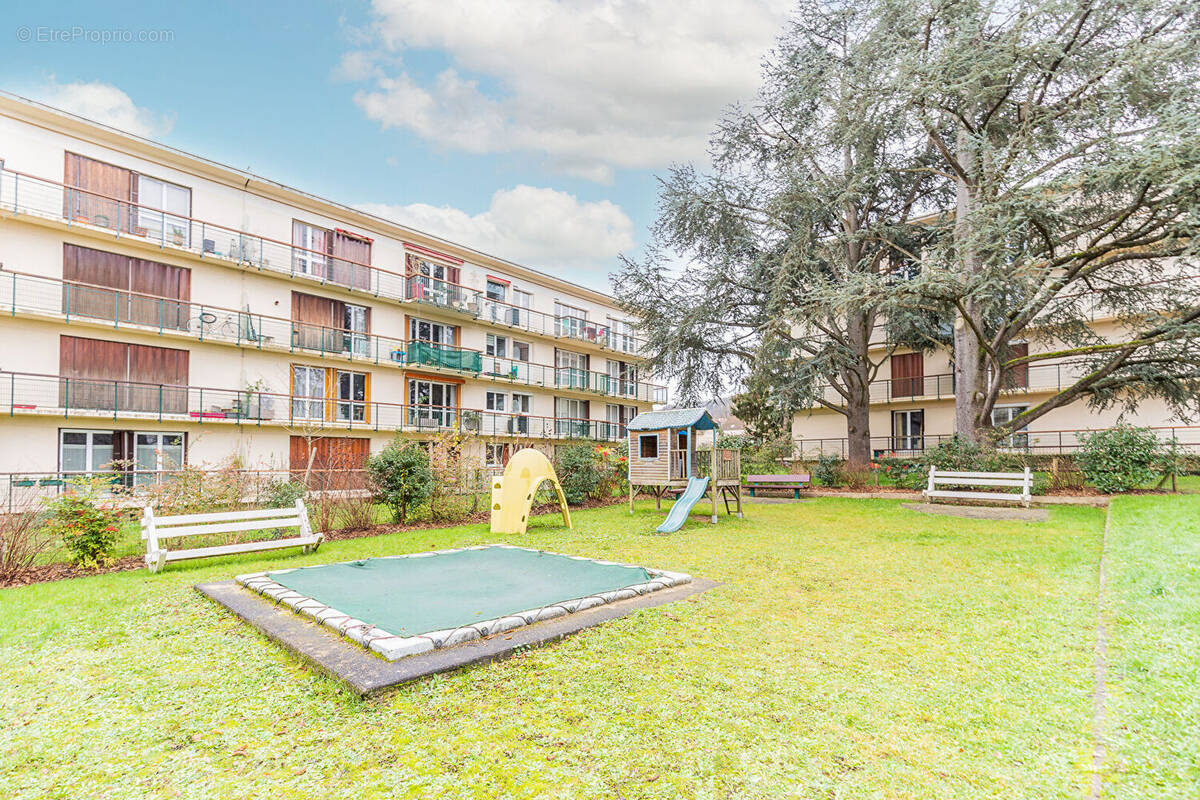 Appartement à VILLEBON-SUR-YVETTE