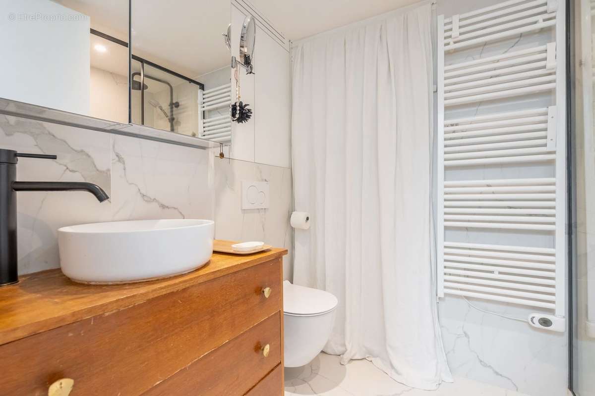 Appartement à PARIS-9E