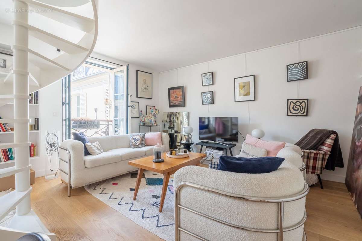 Appartement à PARIS-9E