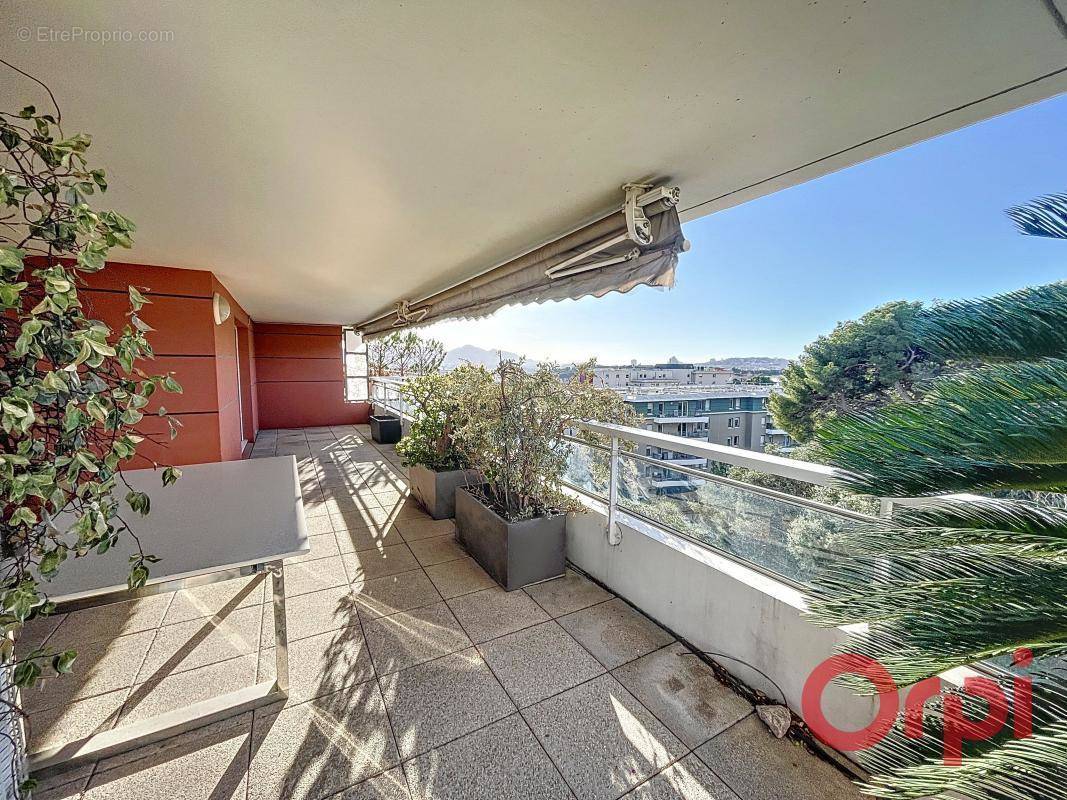 Appartement à MARSEILLE-12E