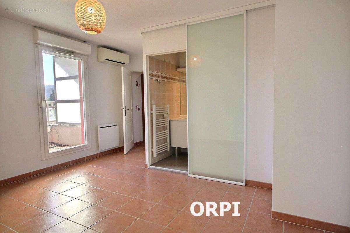 Appartement à MARSEILLE-12E