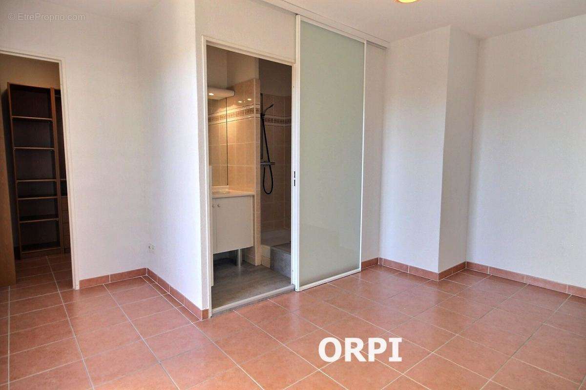 Appartement à MARSEILLE-12E