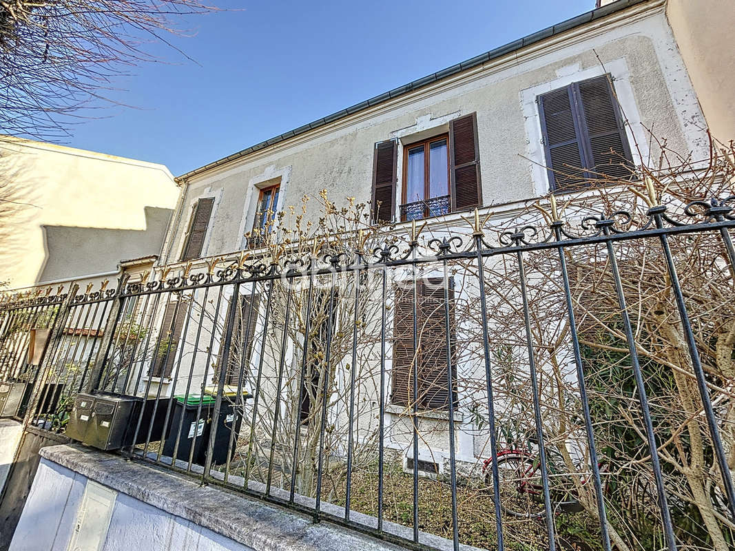 Appartement à CHOISY-LE-ROI