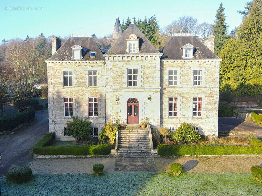 Maison à BULEON