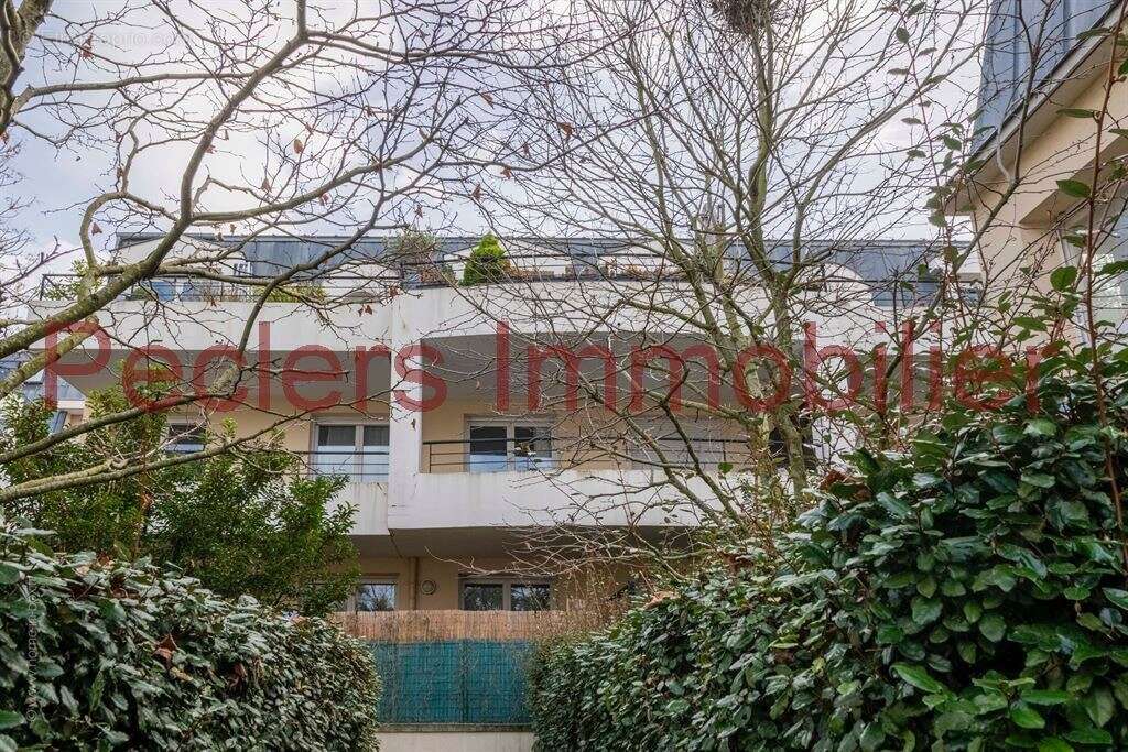 Appartement à NANTERRE