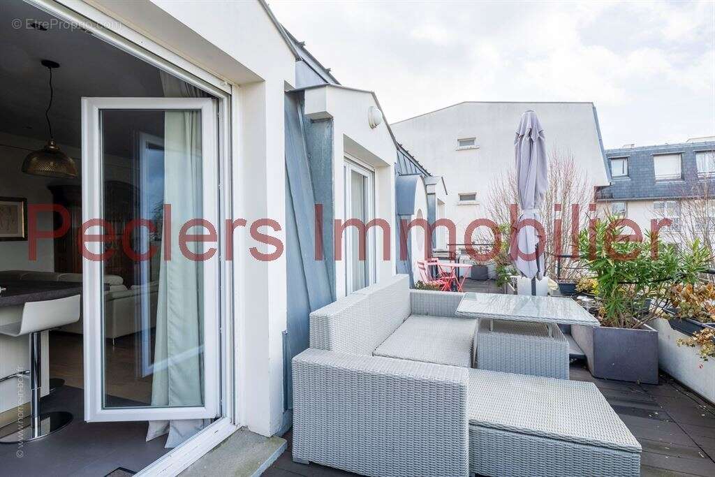 Appartement à NANTERRE