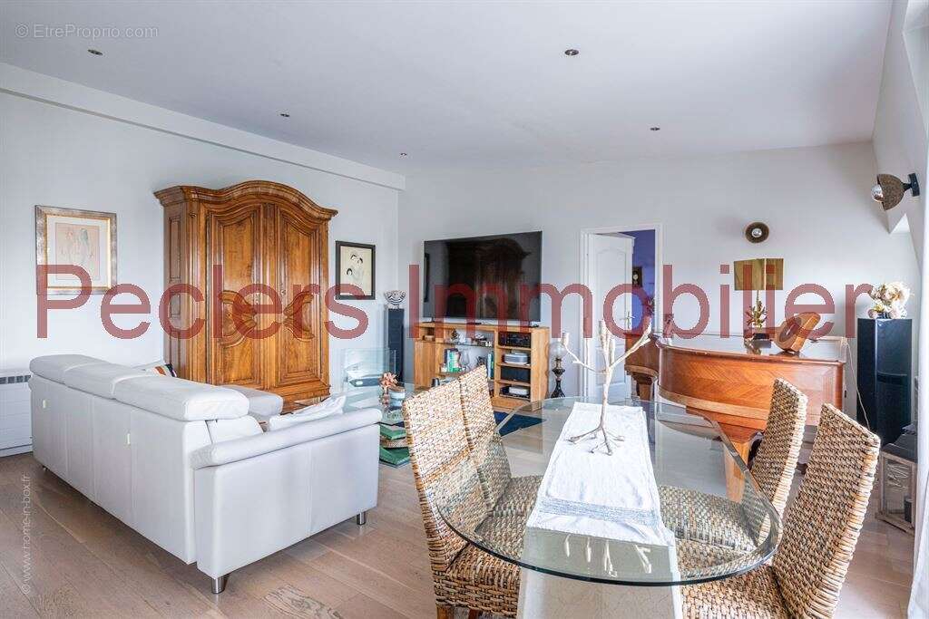 Appartement à NANTERRE