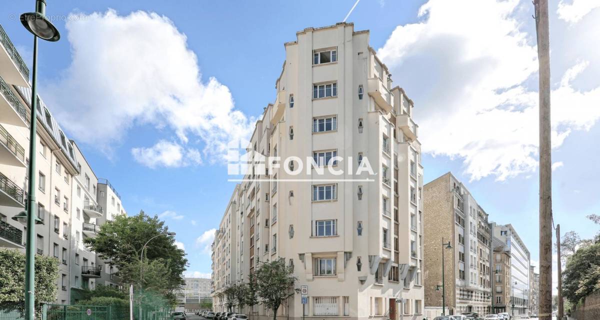 Appartement à MONTROUGE