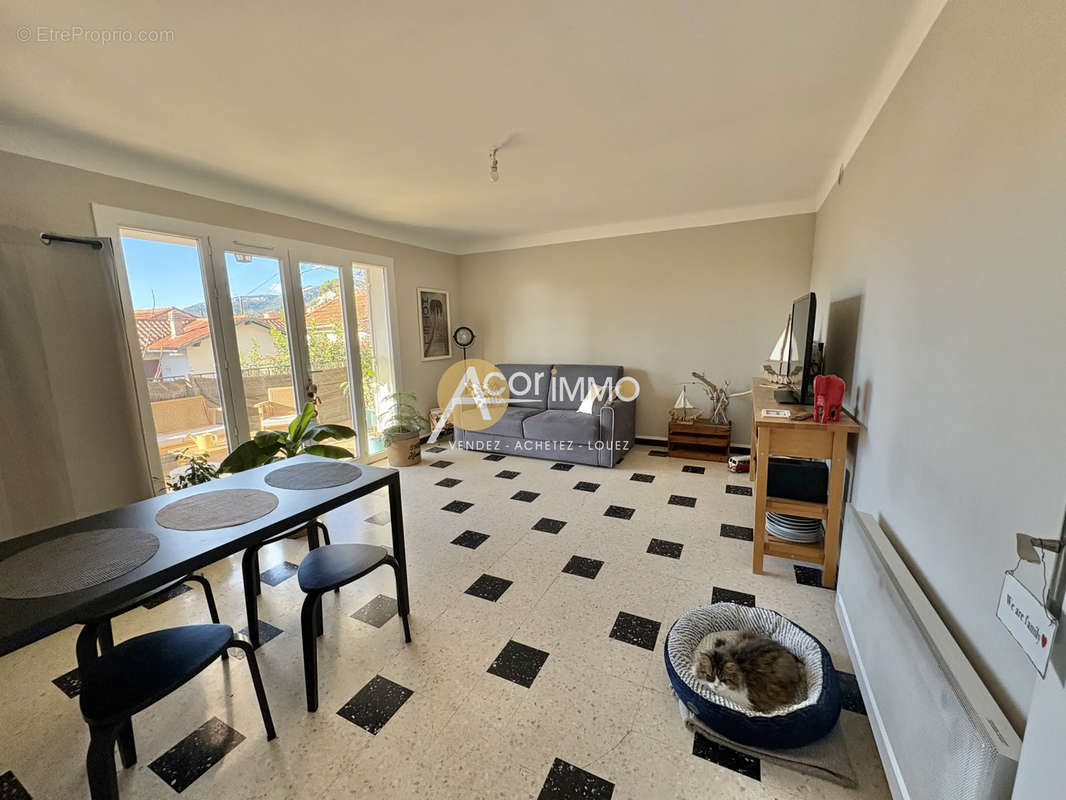 Appartement à TOULON