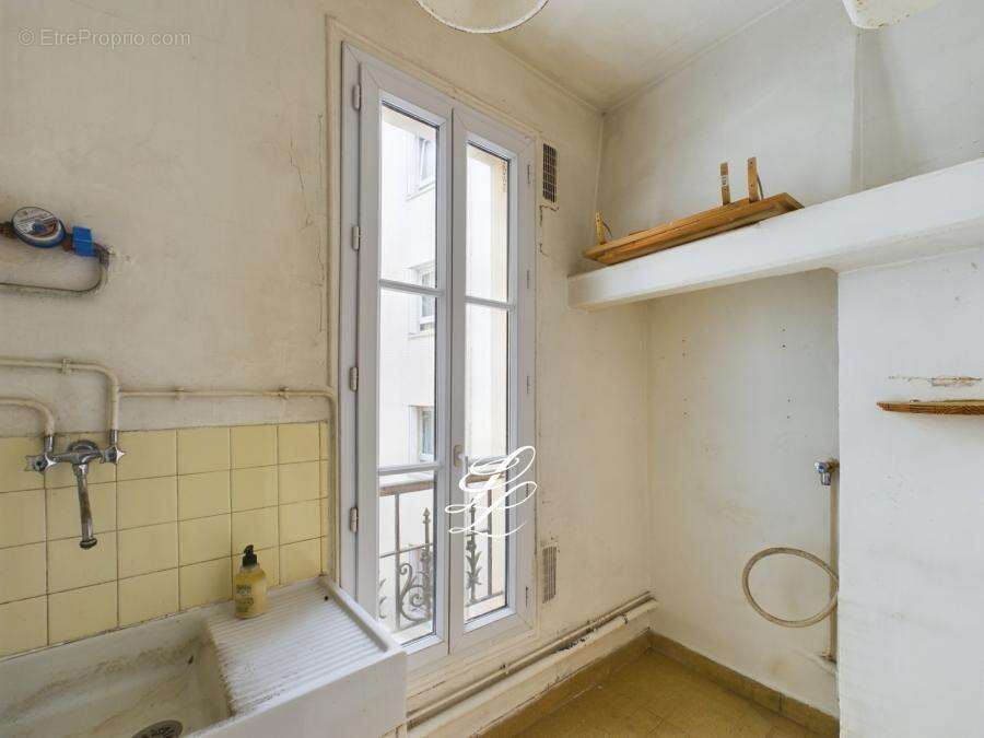 Appartement à PARIS-14E