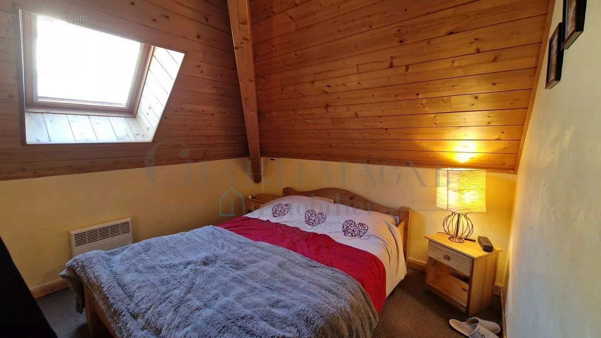 Appartement à LA SALLE-LES-ALPES