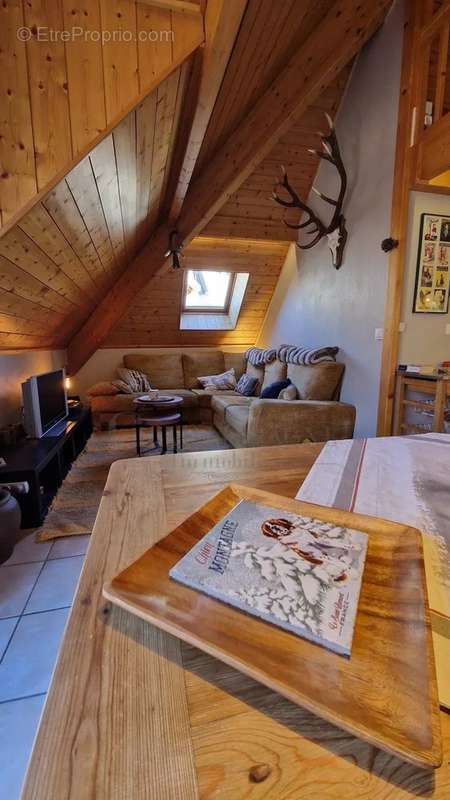 Appartement à LA SALLE-LES-ALPES