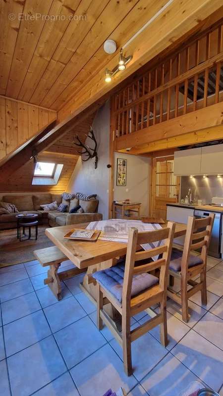 Appartement à LA SALLE-LES-ALPES