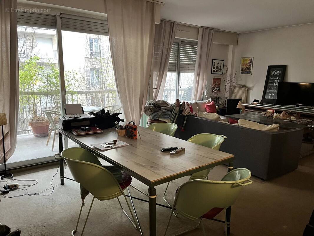 Appartement à NEUILLY-SUR-SEINE