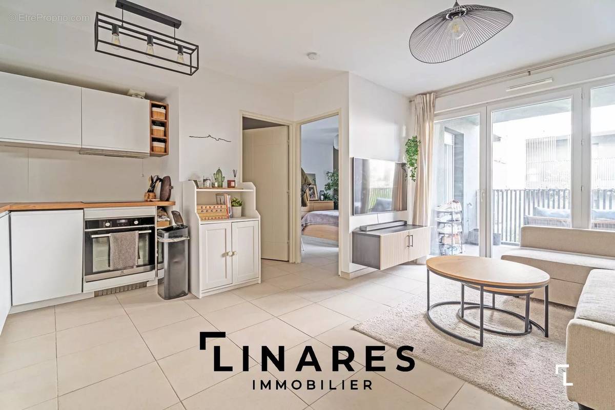 Appartement à MARSEILLE-9E