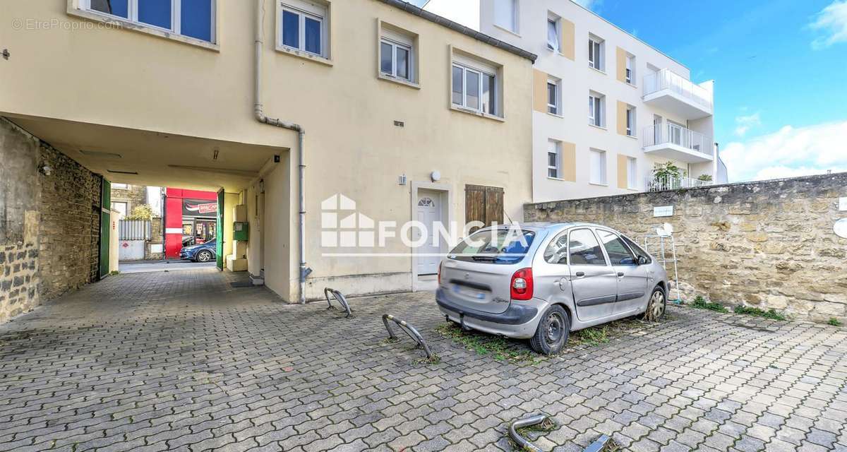 Appartement à LES MUREAUX