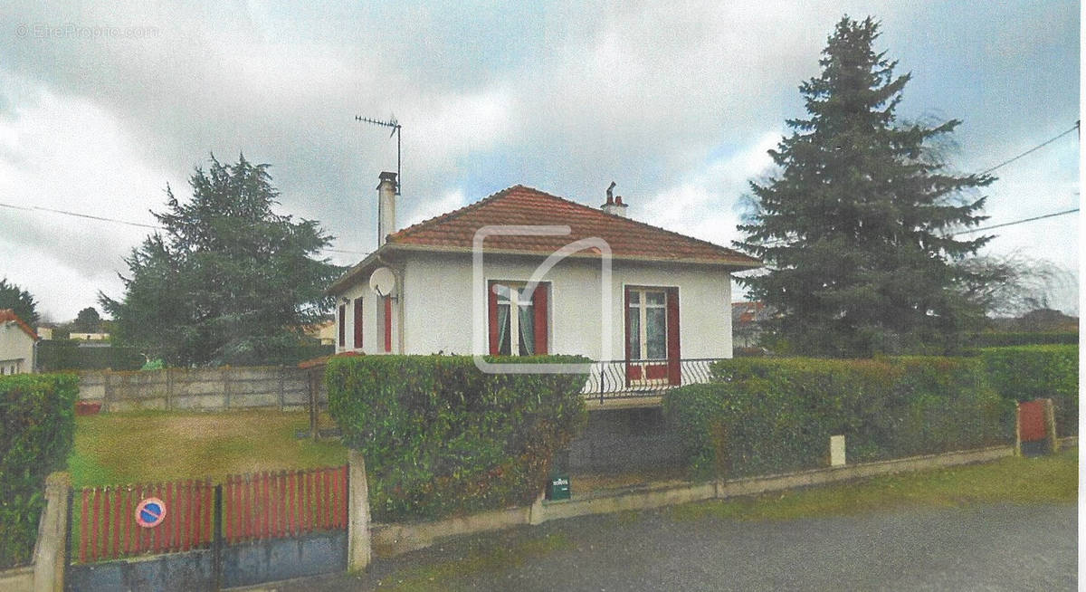 Maison à NAINTRE