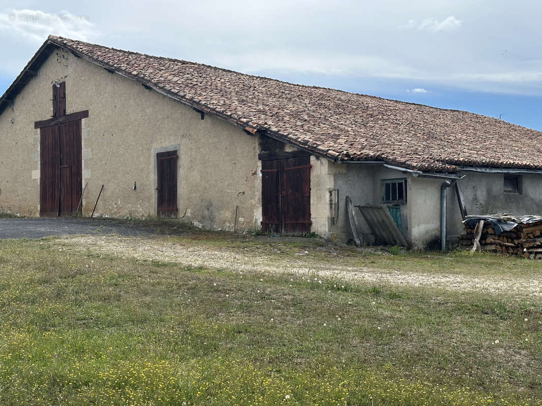 Maison à CHENAUD