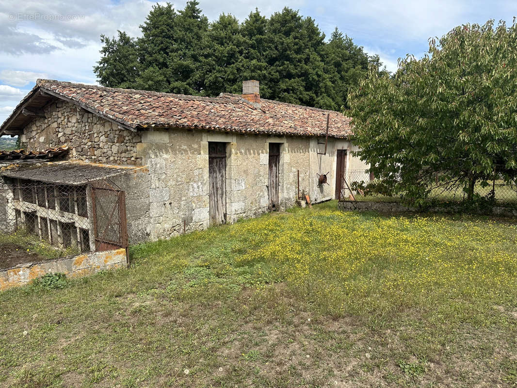 Maison à CHENAUD