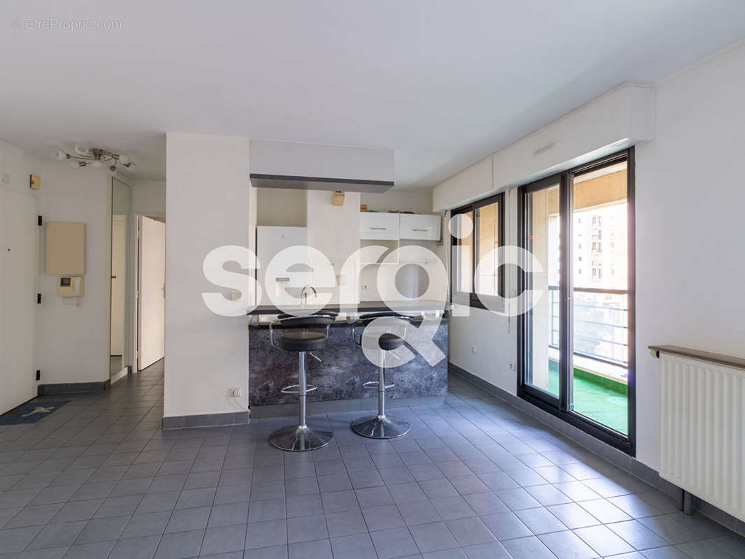 Appartement à LEVALLOIS-PERRET