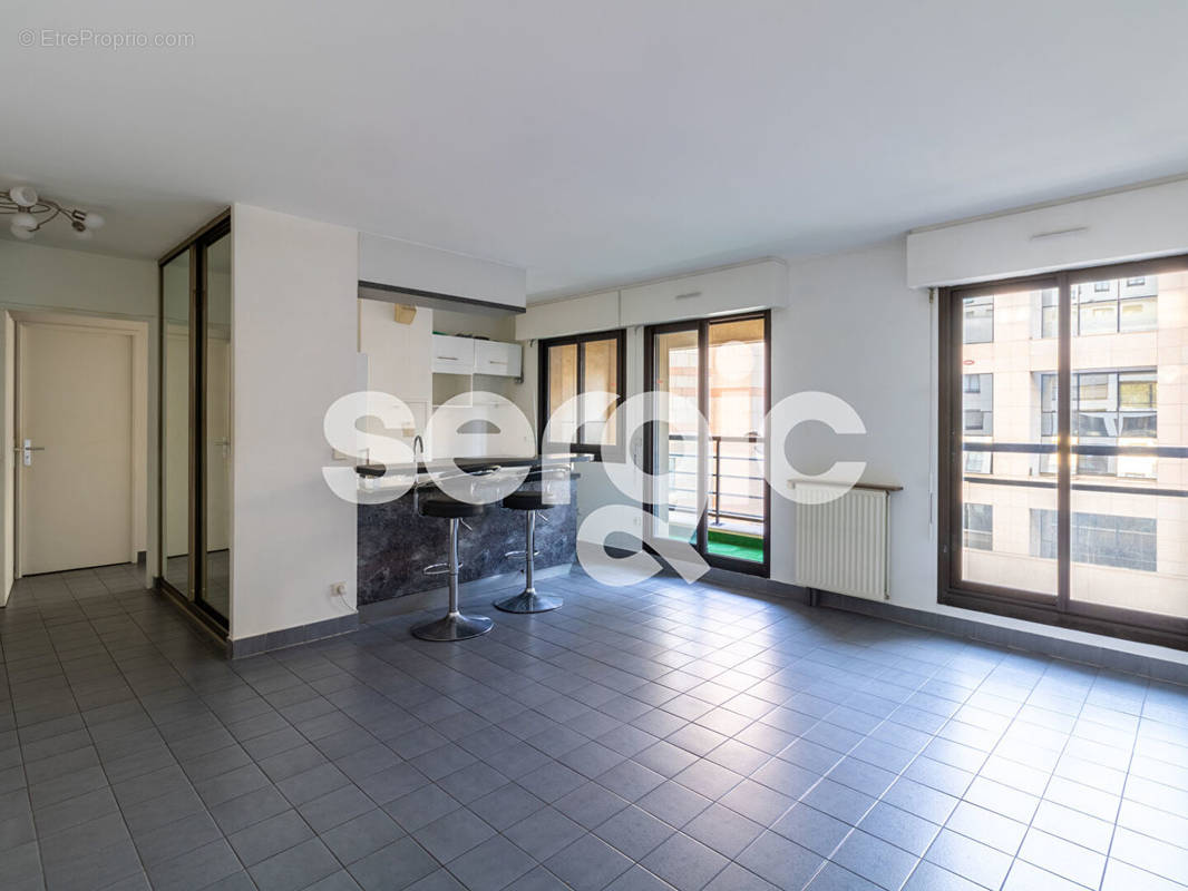 Appartement à LEVALLOIS-PERRET