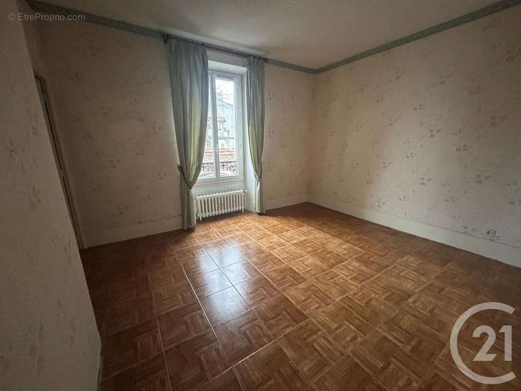 Appartement à MELUN