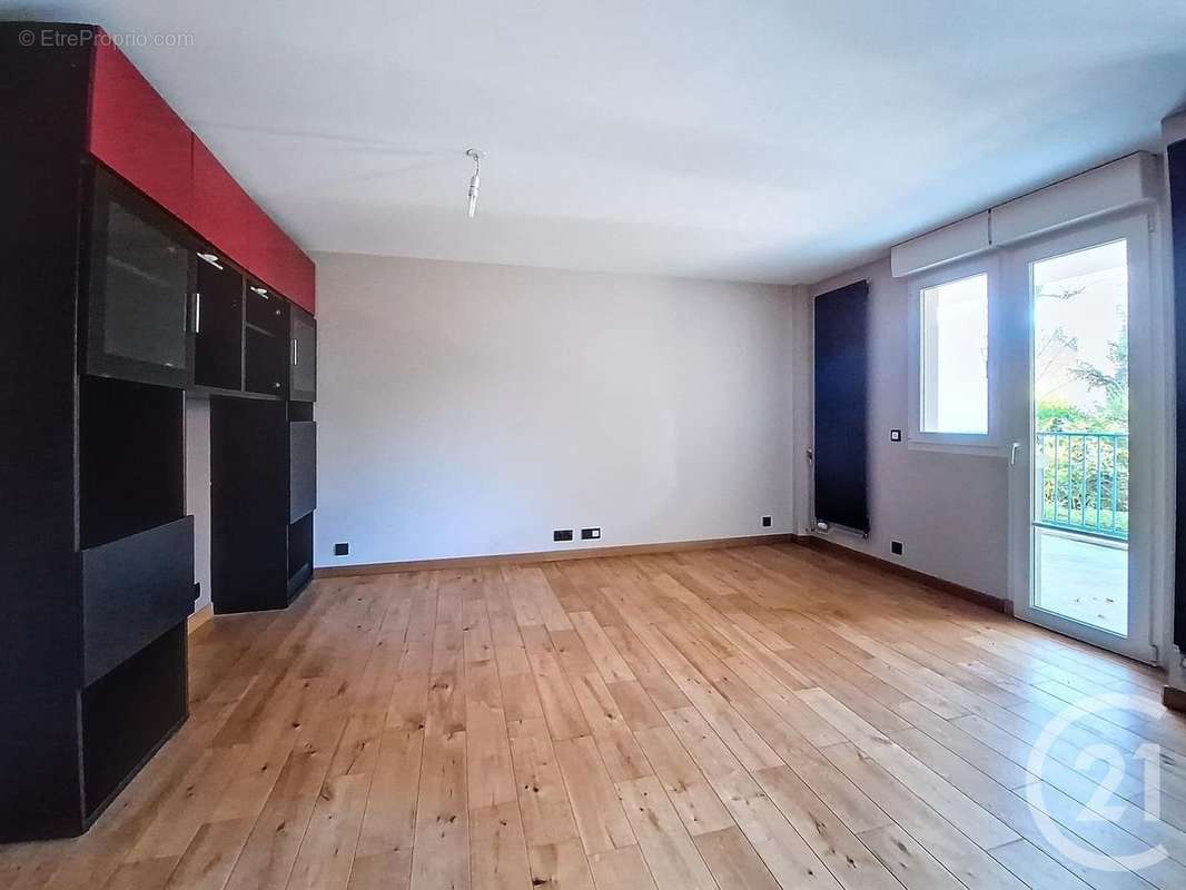 Appartement à MELUN