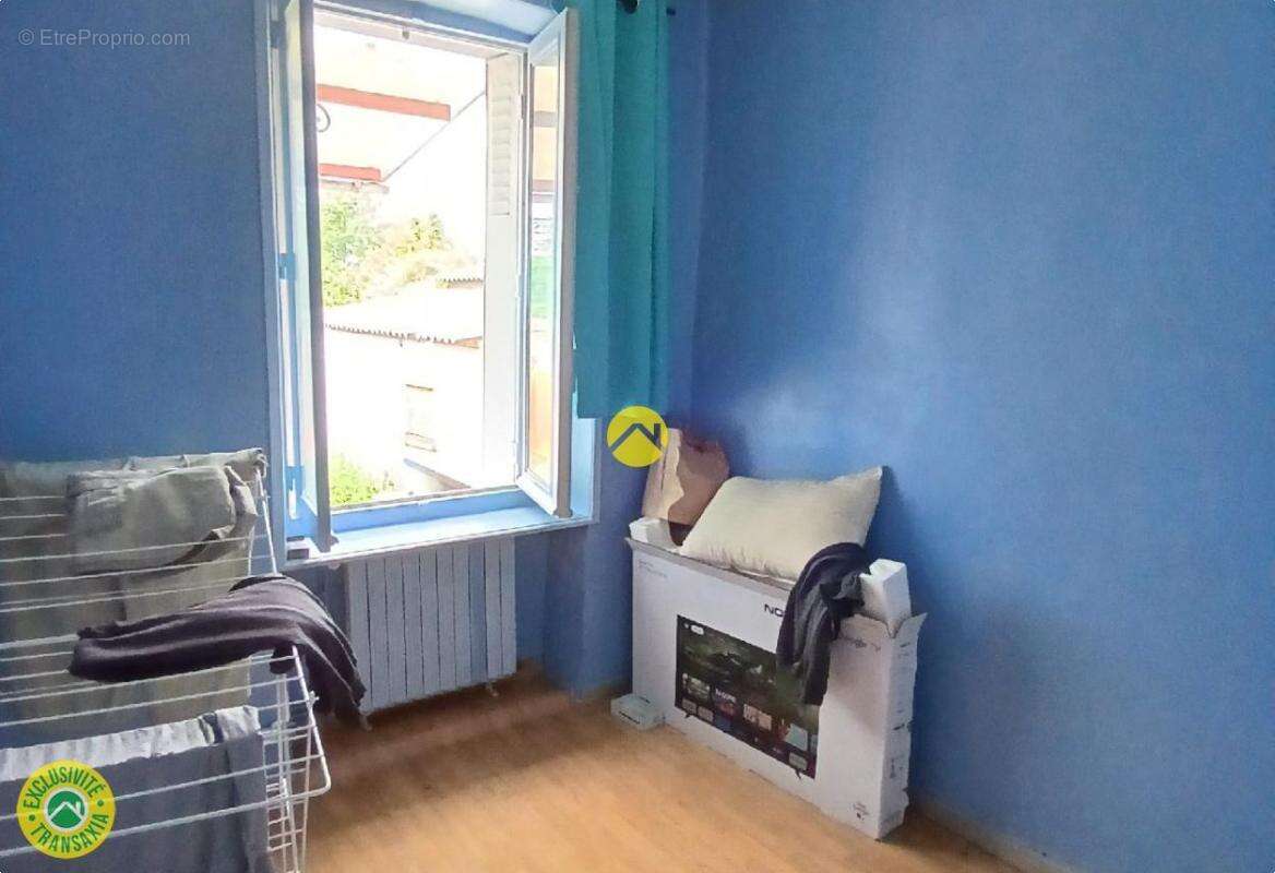 Appartement à COMMENTRY