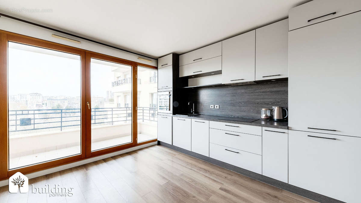 Appartement à LEVALLOIS-PERRET