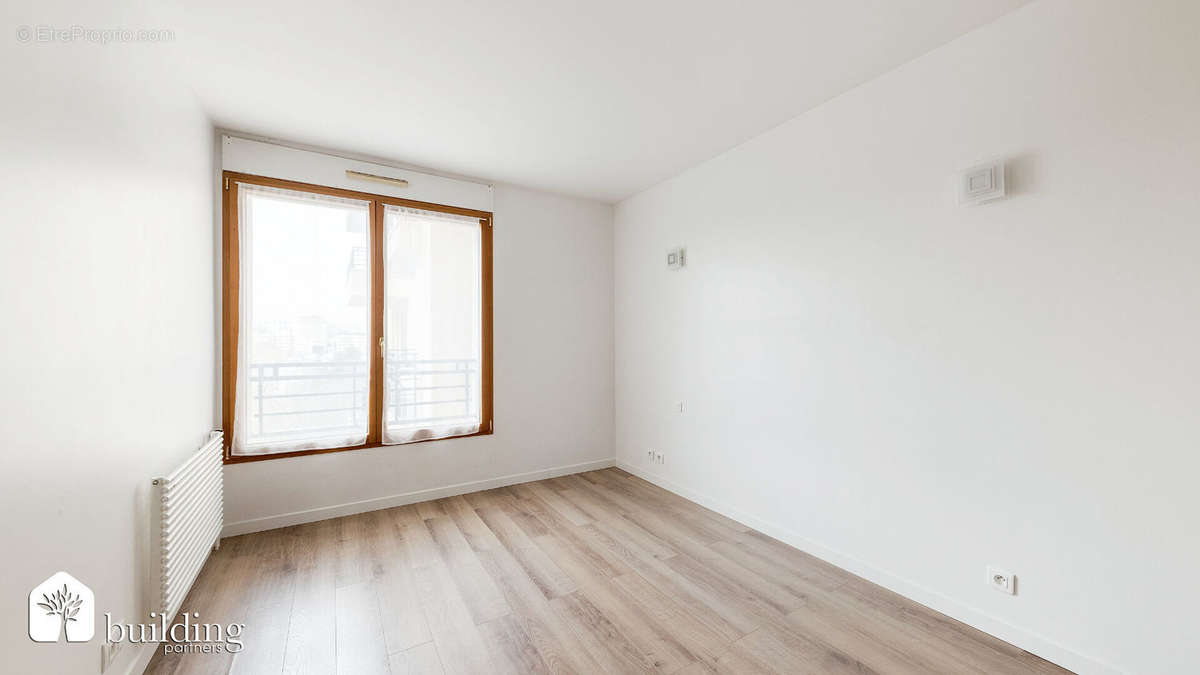 Appartement à LEVALLOIS-PERRET