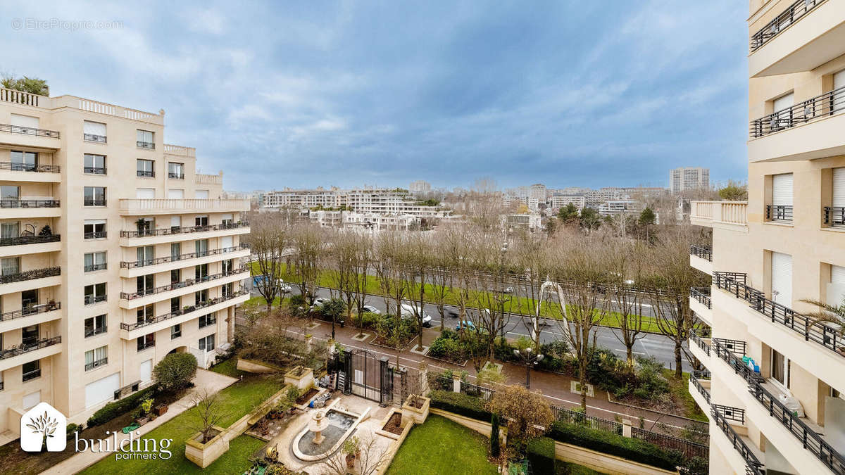 Appartement à LEVALLOIS-PERRET