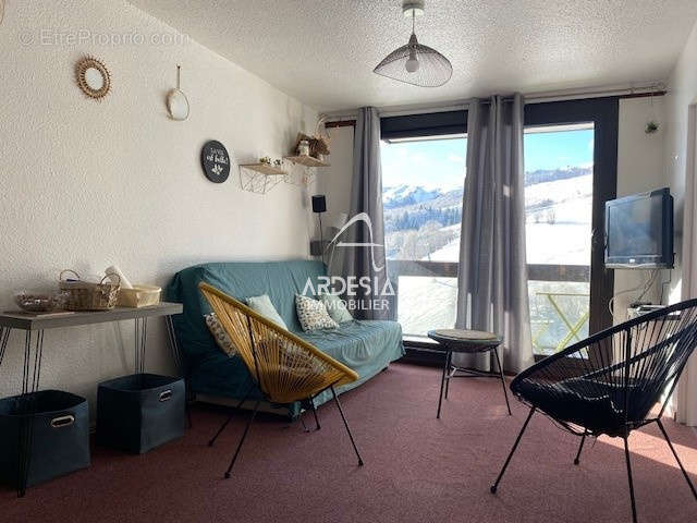 Appartement à LE CHATEL