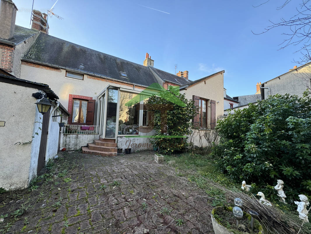 Maison à CHATEAUDUN