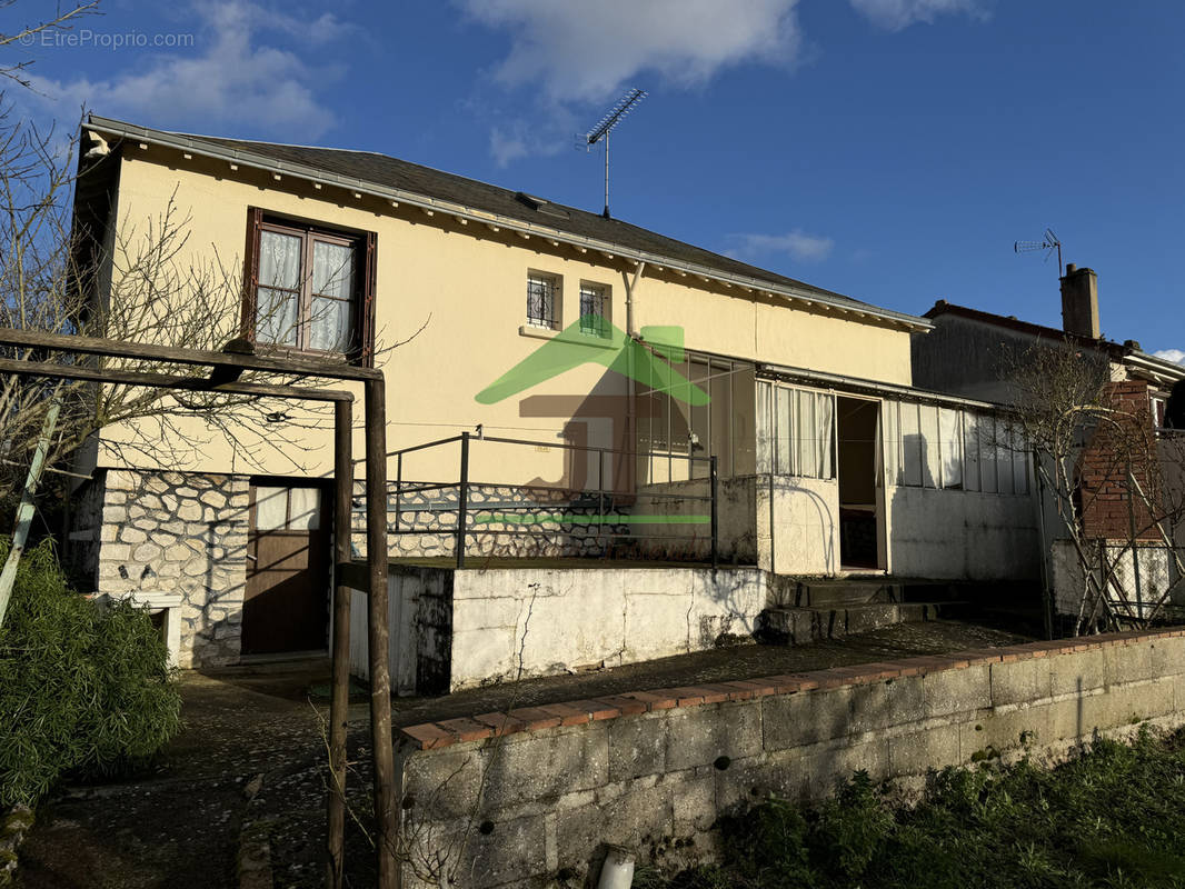 Maison à CLOYES-SUR-LE-LOIR