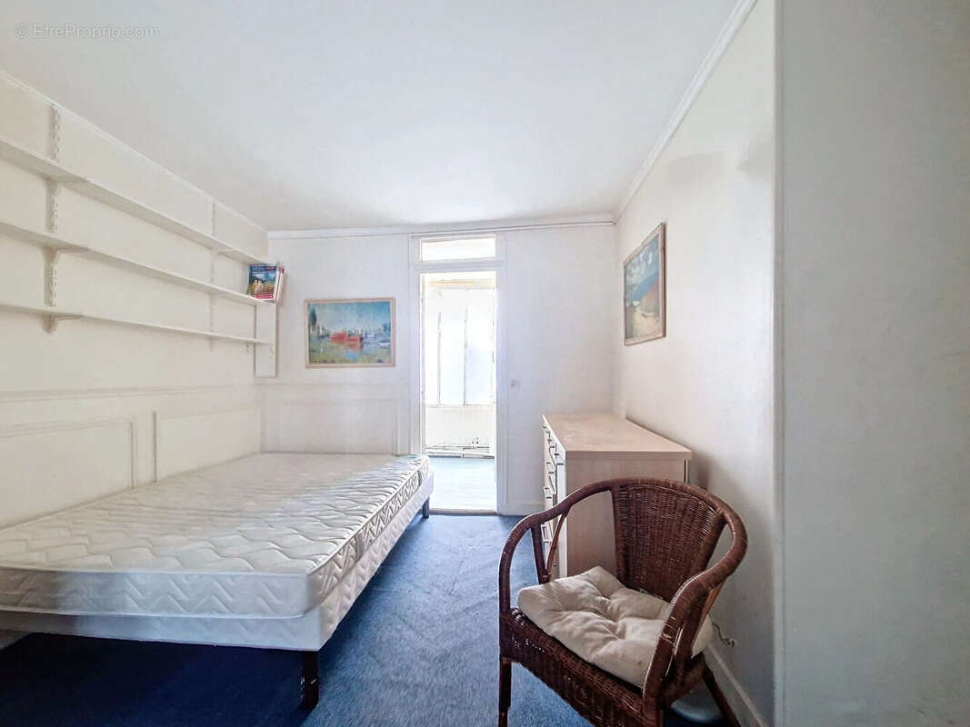 Appartement à PARIS-2E