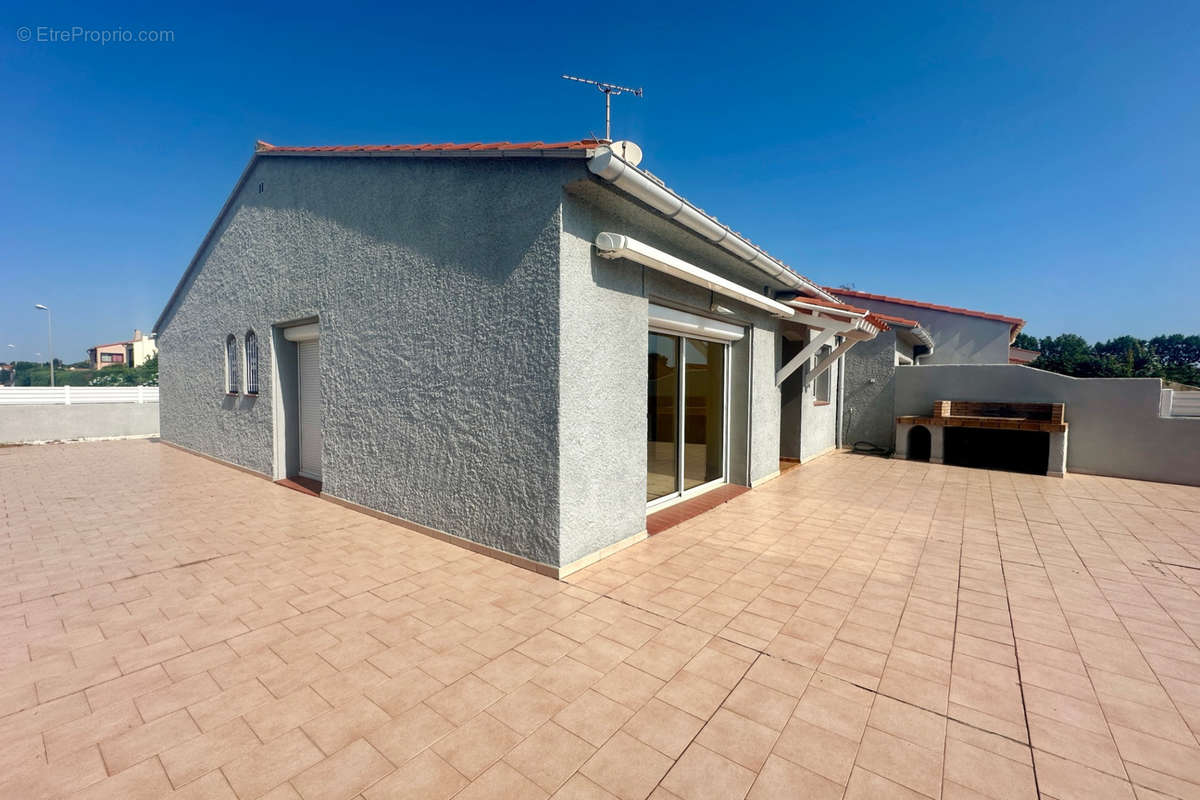 Maison à SAINT-CYPRIEN