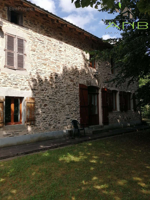 Maison à ORADOUR-SUR-VAYRES